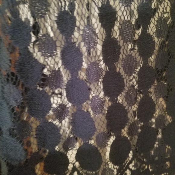 Blouse - Picture 2 of 5